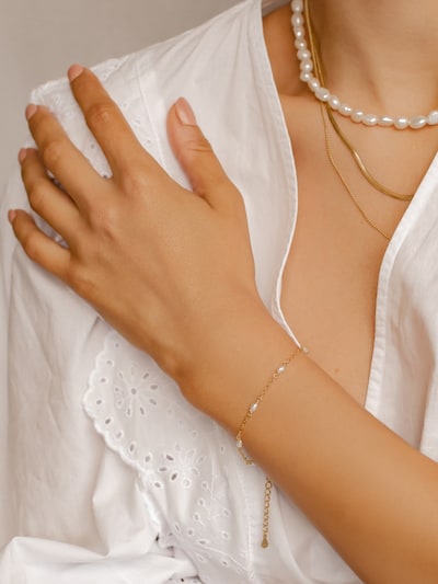 Hey Happiness Bracelet 'Pearl Line' in 15,5 cm in Gold, Item view