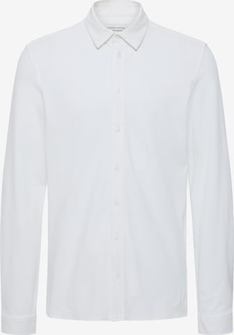 Coupe slim Chemise 'CF Arthur' Casual Friday en blanc : devant