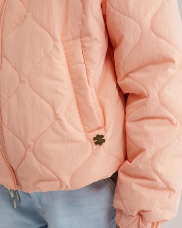 WE Fashion Kurtka przejściowa w kolorze pomarańczowy