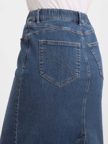 LAURIE Regular Jeans 'Susanna' in Blue