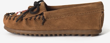 Minnetonka Low shoe 'Thunderbird' in Brown: front
