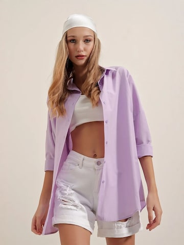 Bigdart Blouse in Purple: front