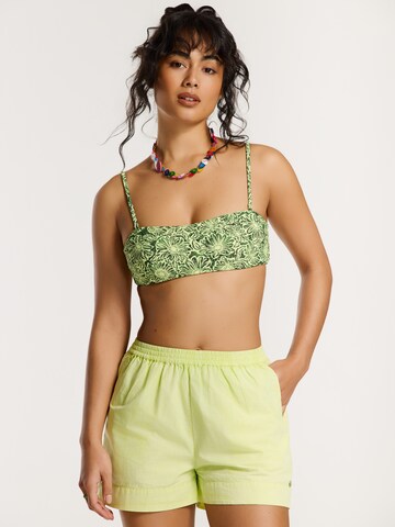 Shiwi Regular Shorts 'Macie' in Grün