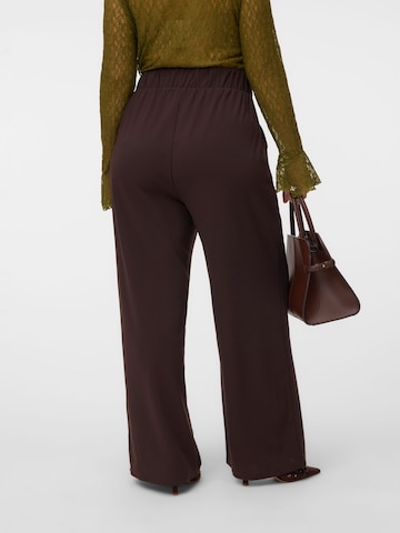 Vero Moda Curve - Pierna ancha Pantalón en marrón