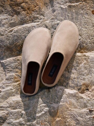 Estro Mules '48-100' in Beige: front
