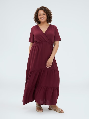 Robe Fiorella Rubino en rouge