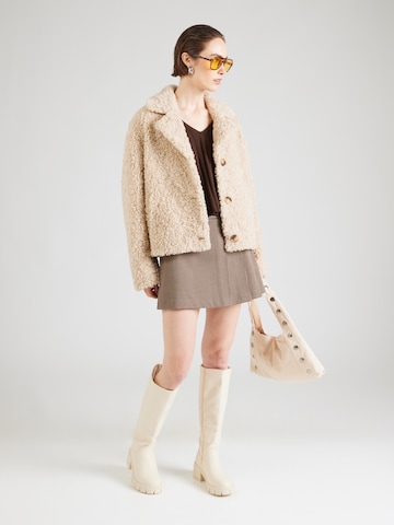 Veste mi-saison 'Miss Soul' FREAKY NATION en beige