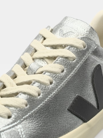 Veja Nízke tenisky 'Campo' - Strieborná