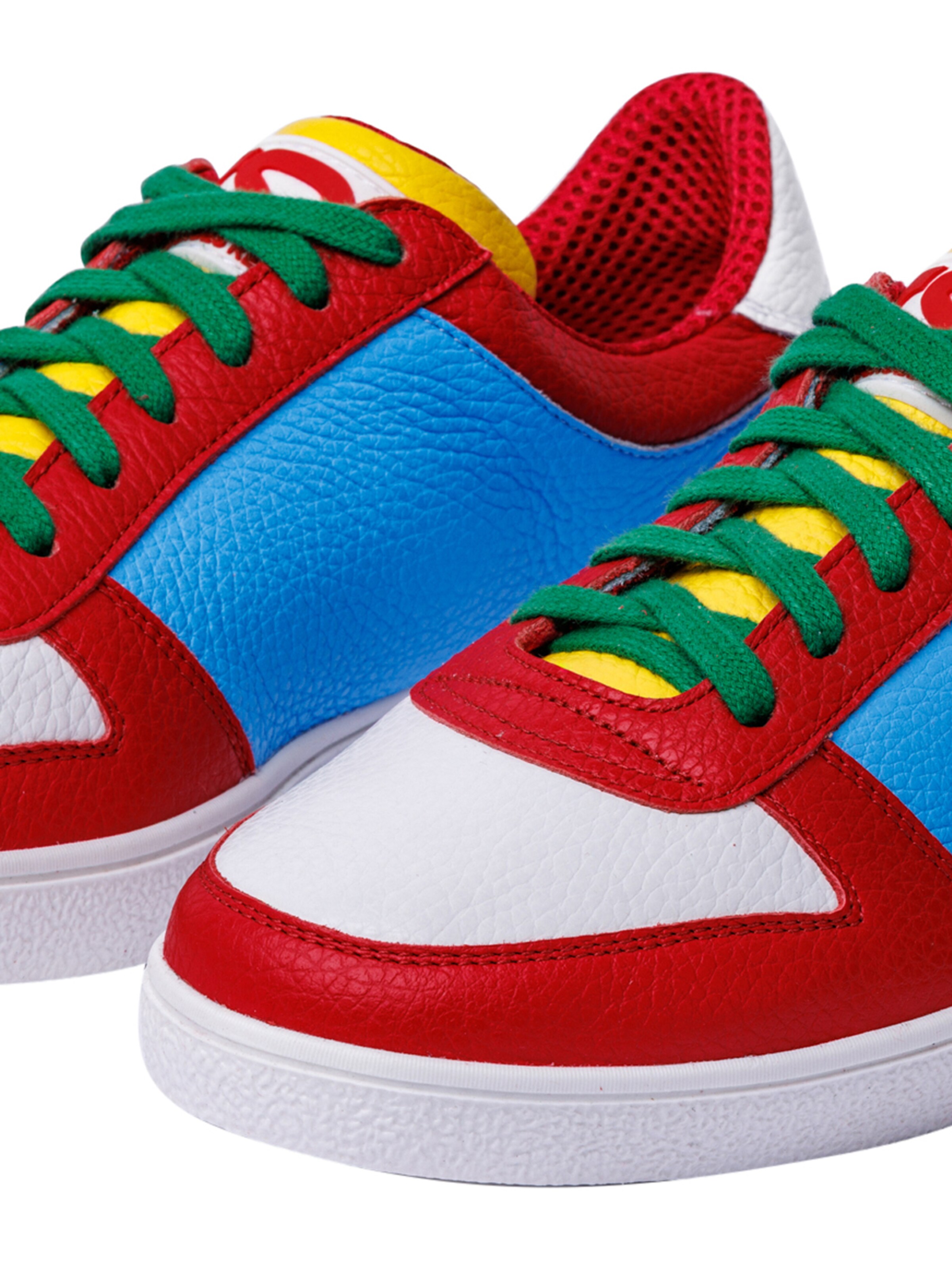 Baskets basses Club Shoes Relics en blanc