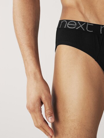 Next - Braga en negro