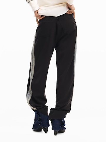 juoda Desigual Plačios klešnės Klostuotos kelnės