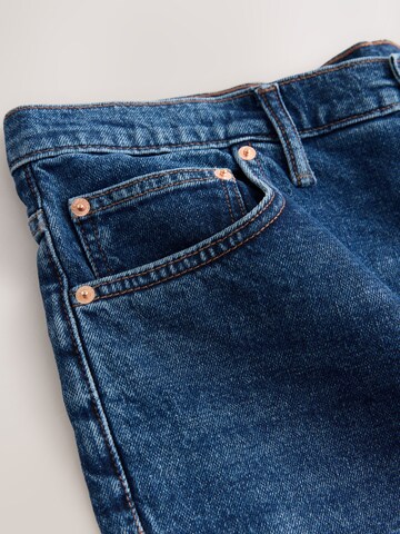 Next Regular Shorts in Blau