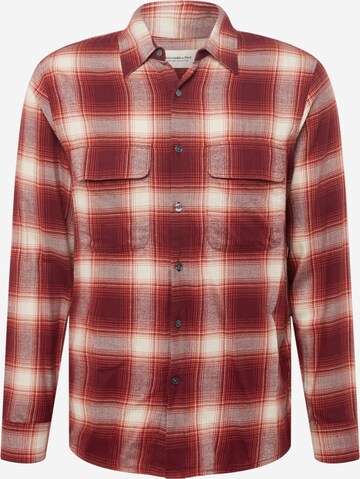 Abercrombie & Fitch Regular Fit Hemd in Rot: predná strana