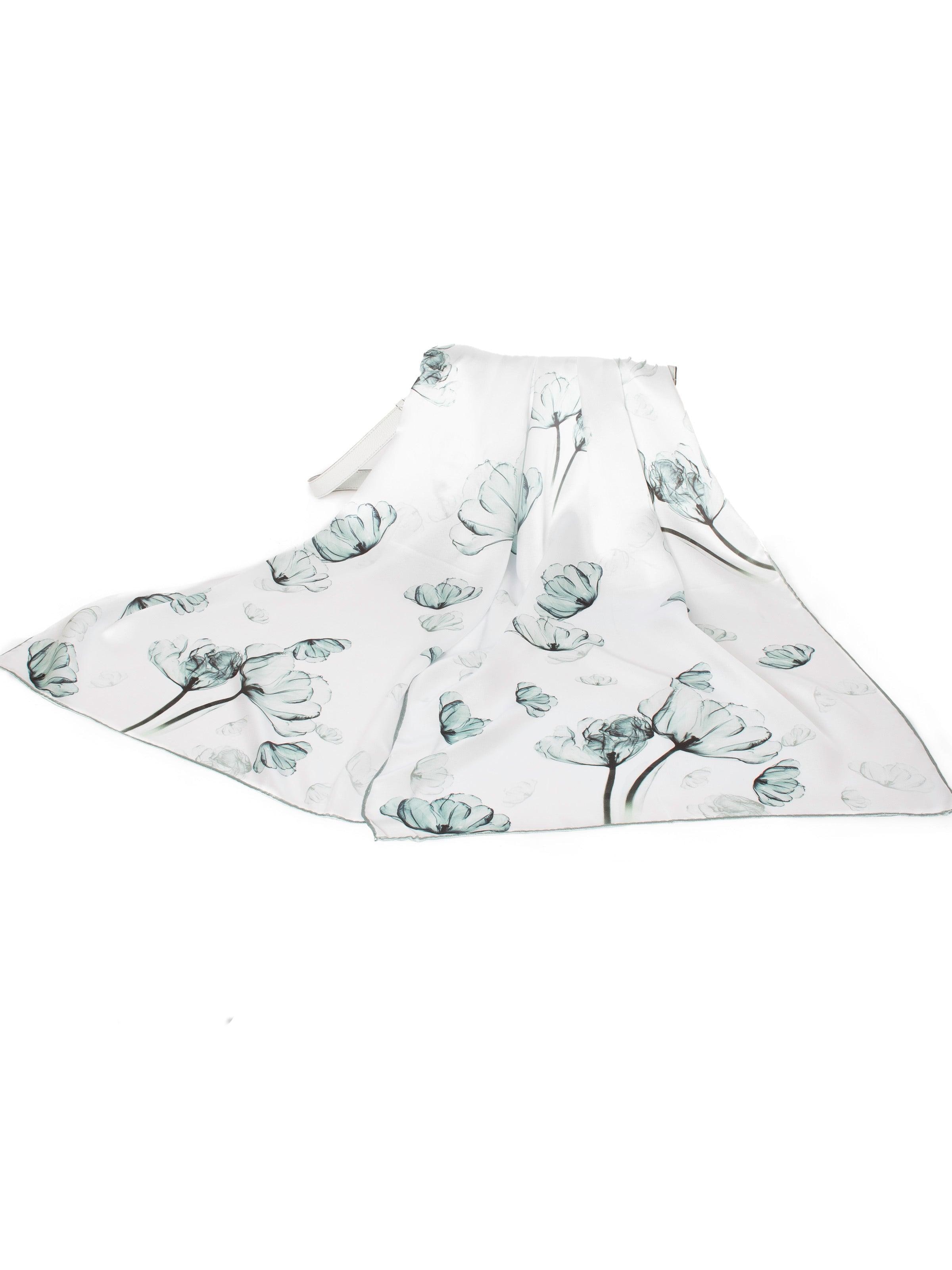 MayTree Schal 'Seidenschal Mohn'‌ in Grün