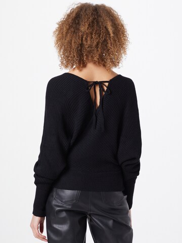 Trendyol Pullover in Schwarz