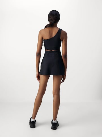 Girlfriend Collective Toppi ' Bianca ' värissä musta