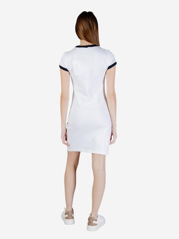 Abito 'MILA SS SHORT DRESS V6GK05 K2988' di GUESS in bianco