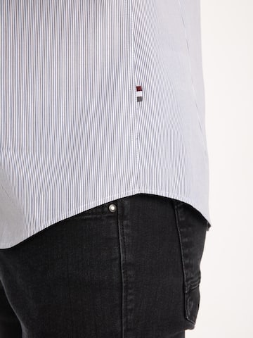 7Camicie Slim fit Zakelijk overhemd 'Leonardo Sport Poplin Man Shirt White Blue' in Wit