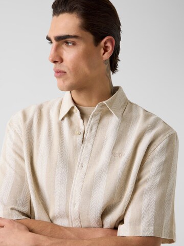 GUESS Regular fit Button Up Shirt in Beige