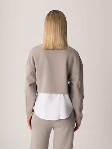 FEMSSY - Sudadera 'LAYA SWEATSHIRT BEIGE' en beige