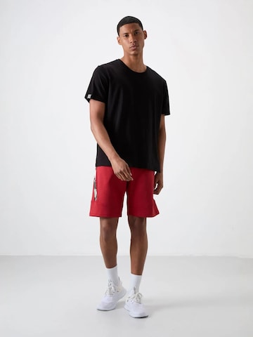 Regular Pantalon Tommy Life en rouge