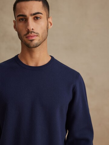 DAN FOX APPAREL Sweater 'Darian' in Blue