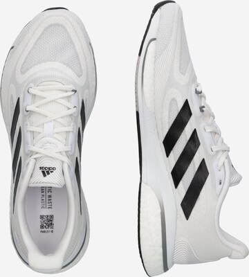 Chaussure de course 'Supernova+' ADIDAS SPORTSWEAR en blanc