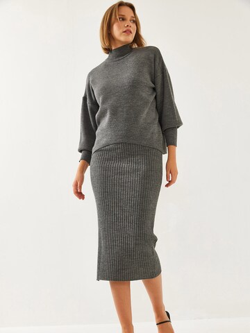 Bianco Lucci Плетена рокля в сиво