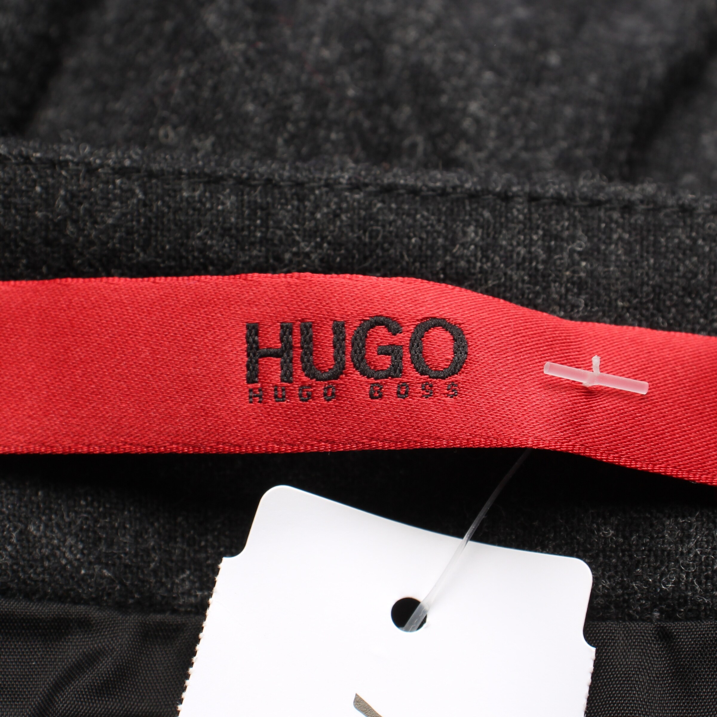 HUGO Skirt in XS in Grey