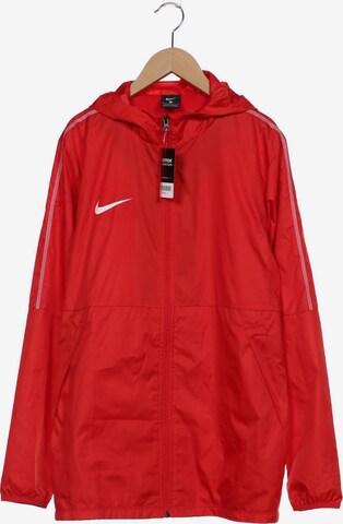 NIKE Jacke M in Rot: predná strana