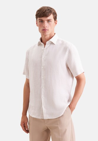 Coupe regular Chemise business SEIDENSTICKER en beige : devant