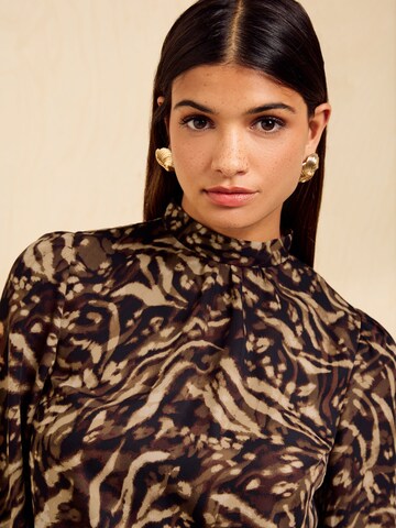 Camicia da donna di Friends Like These in marrone