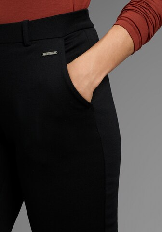 LAURA SCOTT Skinny Pants in Black
