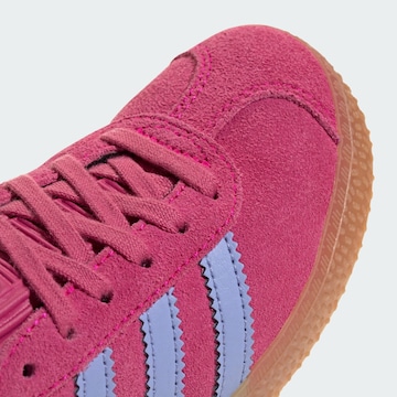 ADIDAS ORIGINALS Trampki 'Gazelle' w kolorze różowy