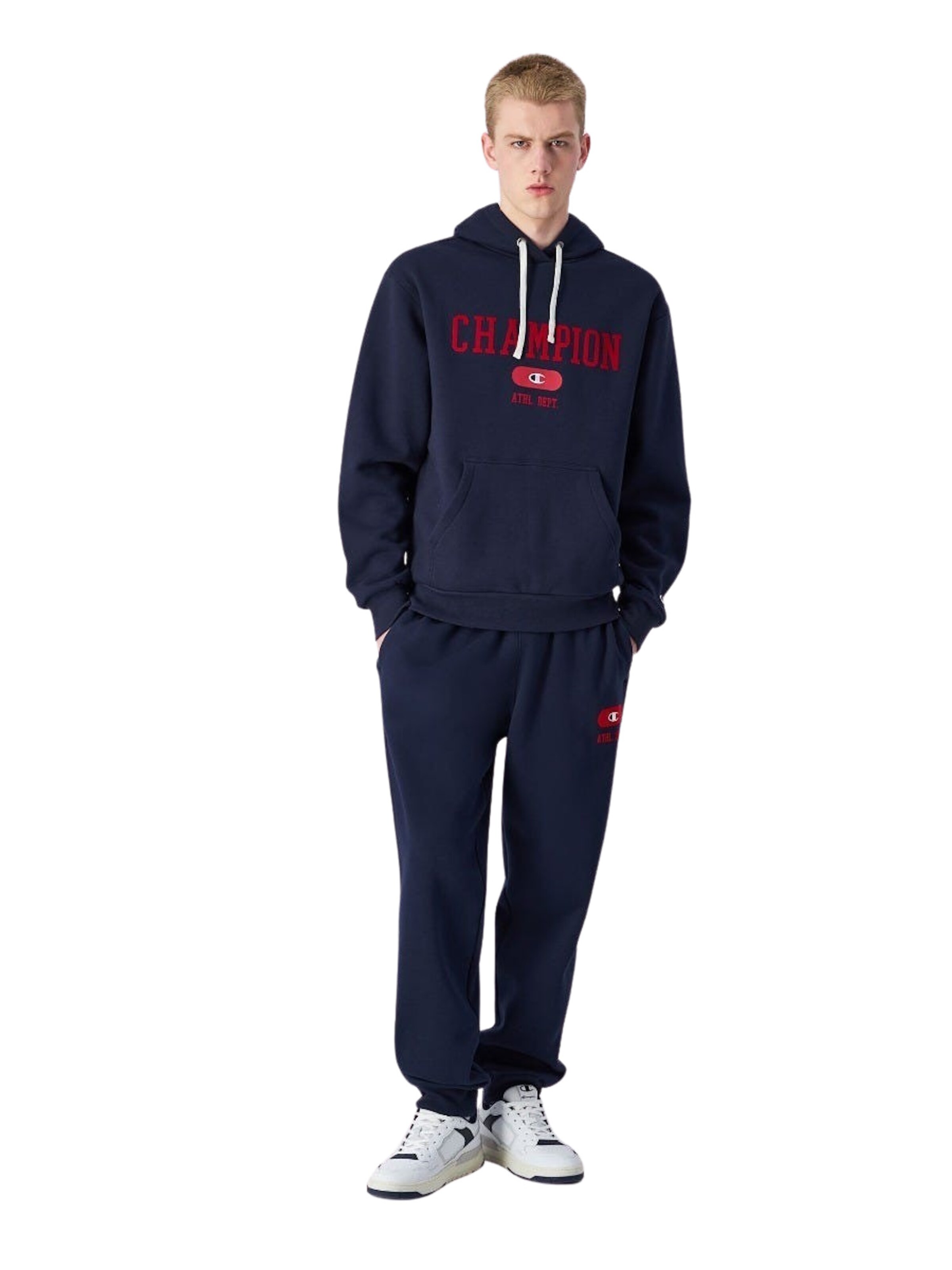 Pullover di Champion Authentic Athletic Apparel in marrone: frontale