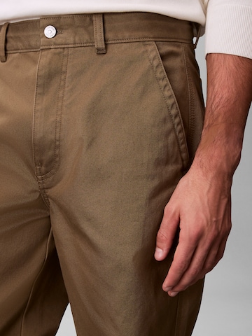 Loosefit Pantalon chino '90s' Calvin Klein Jeans en marron