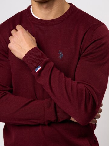 U.S. POLO ASSN. Neulepaita 'Kent' värissä punainen