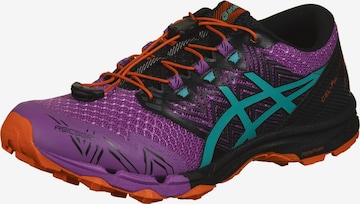 Chaussure de course 'Gel-Fujitrabuco Sky' ASICS en violet : devant