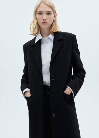 MANGO Mantel in Schwarz: Vorderseite