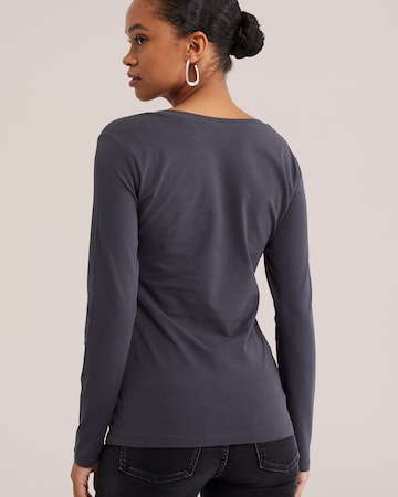 Tricou de la WE Fashion pe gri