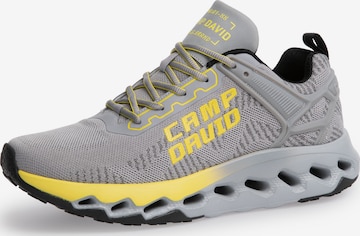 CAMP DAVID Power Running Sneaker mit Strick-Struktur in Grau: Vorderseite