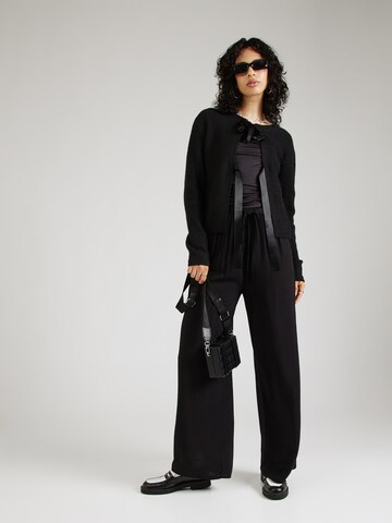 Happiness İstanbul - Loosefit Pantalón en negro