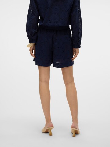 regular Pantaloni 'VMHAY NEW' di VERO MODA in blu