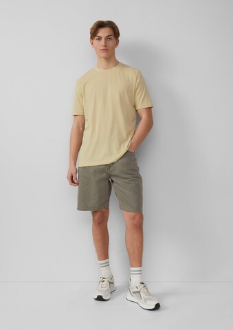 QS Regular Jeans in Grey: front