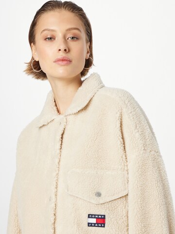 Tommy Jeans Jacke in Beige