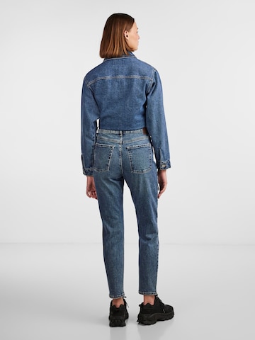 PIECES Regular Jeans 'BELLA' in Blue