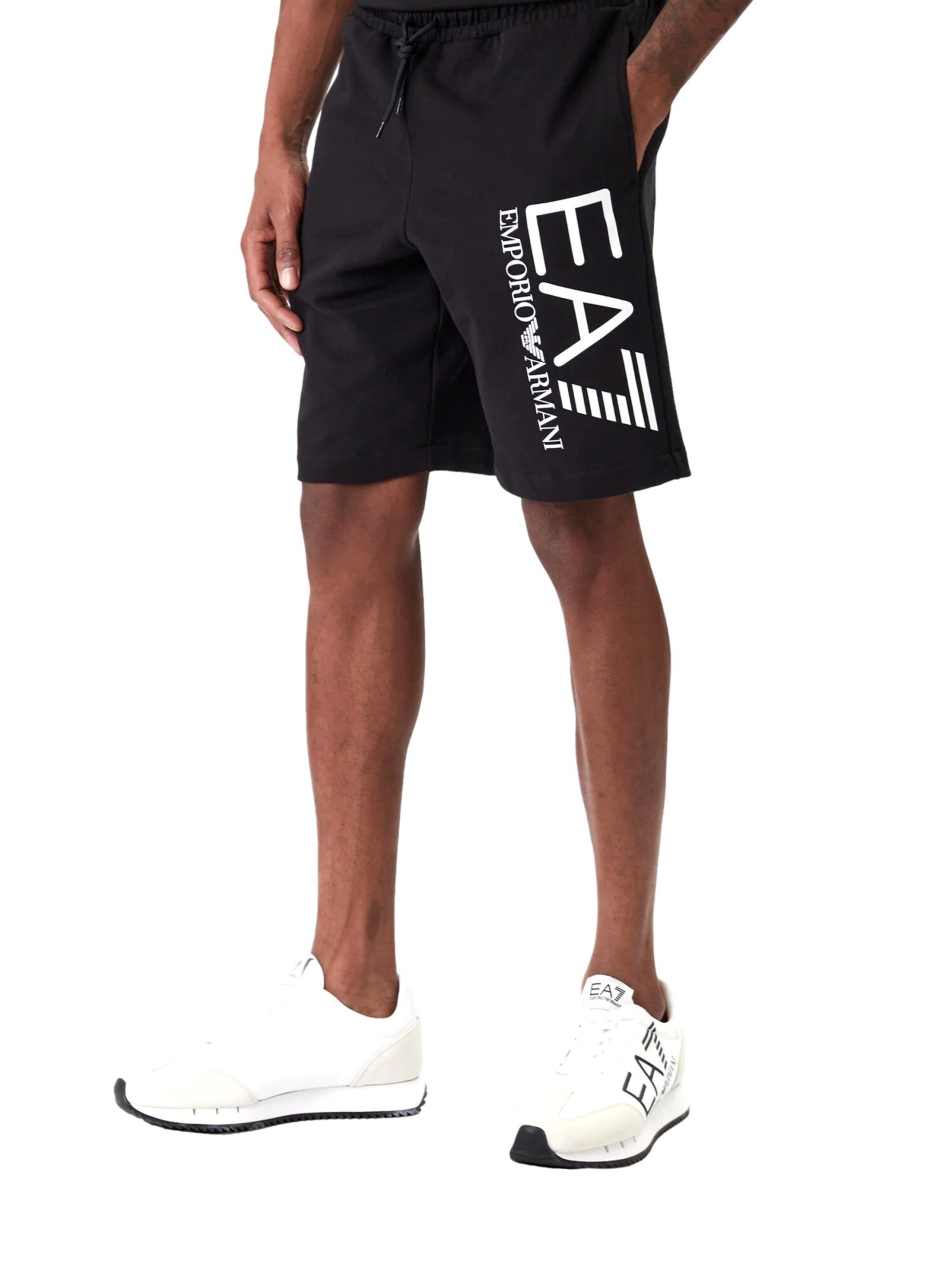 EA7 Emporio Armani regular Bukser i sort