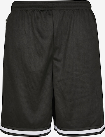 Urban Classics Regular Pants in Black: front