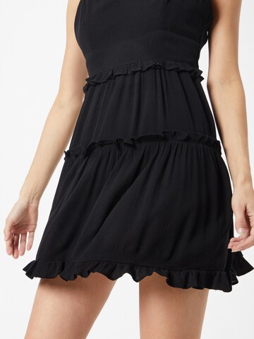 Rochie 'Juna' de la ABOUT YOU pe negru