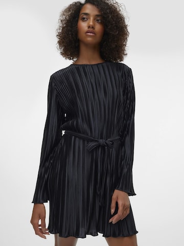 Robe 'RIKKI' VERO MODA en noir